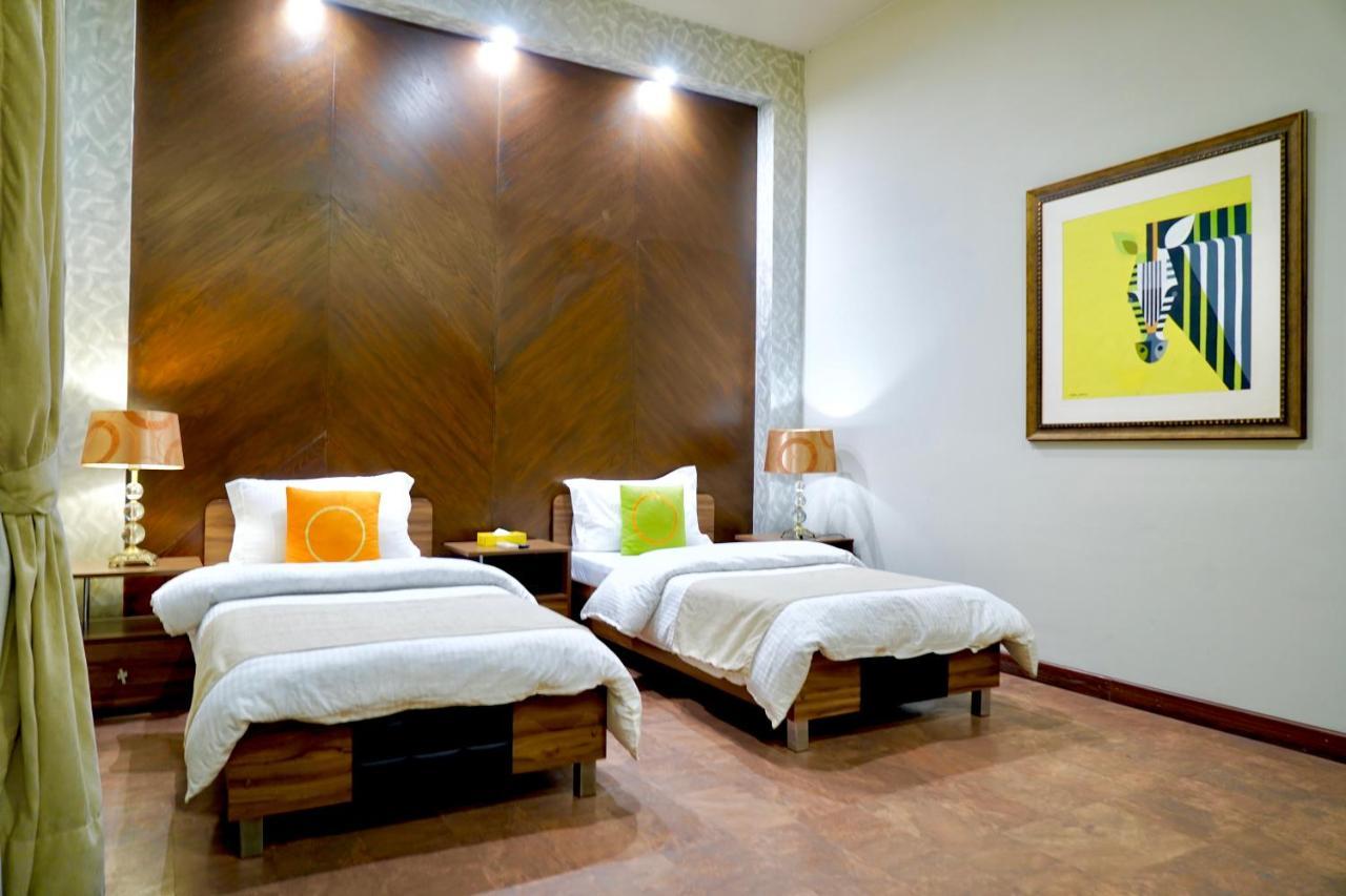 Circle Club Faisalabad Hotel Eksteriør billede